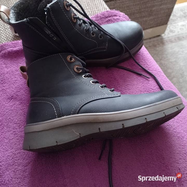 Sprzedam ładne buty na zimę Starogard Gdański