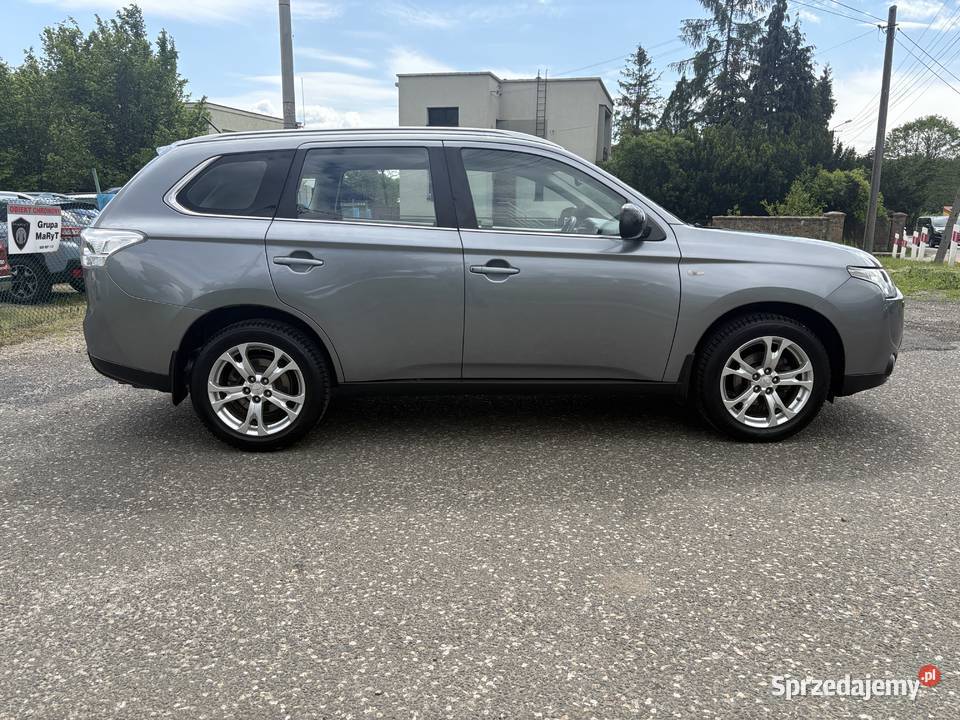 20 Benzyna 150 Mitsubishi Outlander Salon I serwisowany w ASO