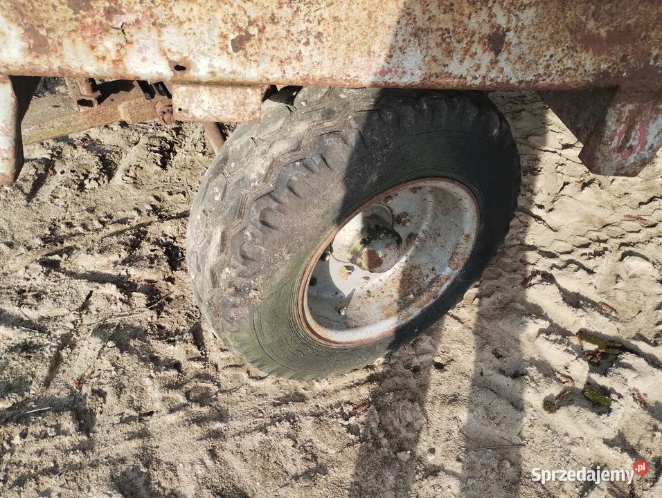 Koła 10 do rozrzutnika przyczepy Zambrów