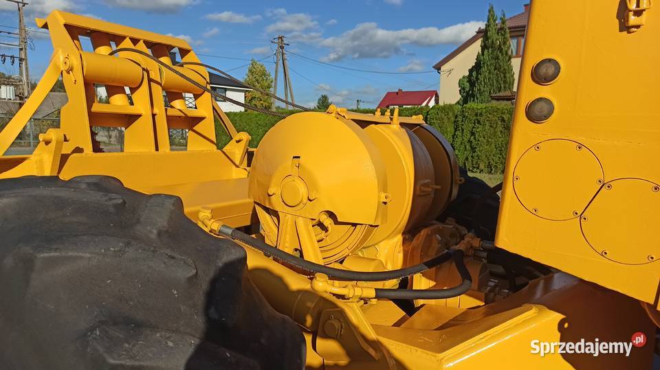 Ciągnik Leśny Zrywkowy LKT 81