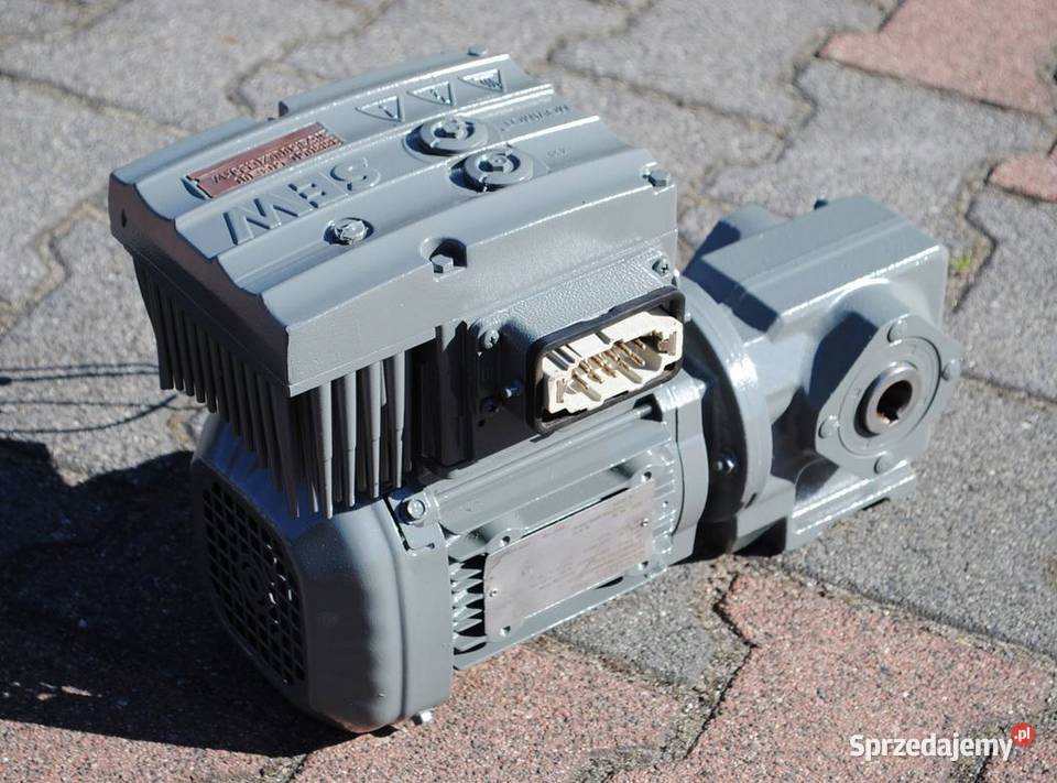 Motoreduktor kątowy 011055kw 27137obr FALOWNIK lubuskie Kargowa