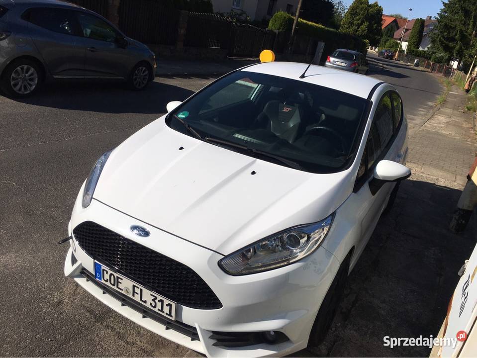 Fiesta st200 2016r St 240koni 60 nalotu zamiana klimatyzacja Szczecin