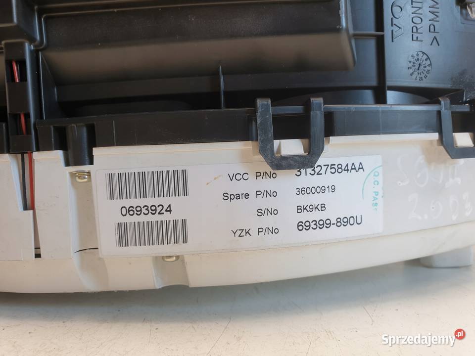 Volvo S60 II 20 D3 LICZNIK ZEGARY 31327584AA UK Części samochodowe Rudka