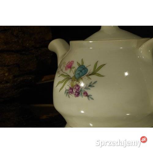 Bogucice imbryk do herbaty porcelana kwiaty sprzedam