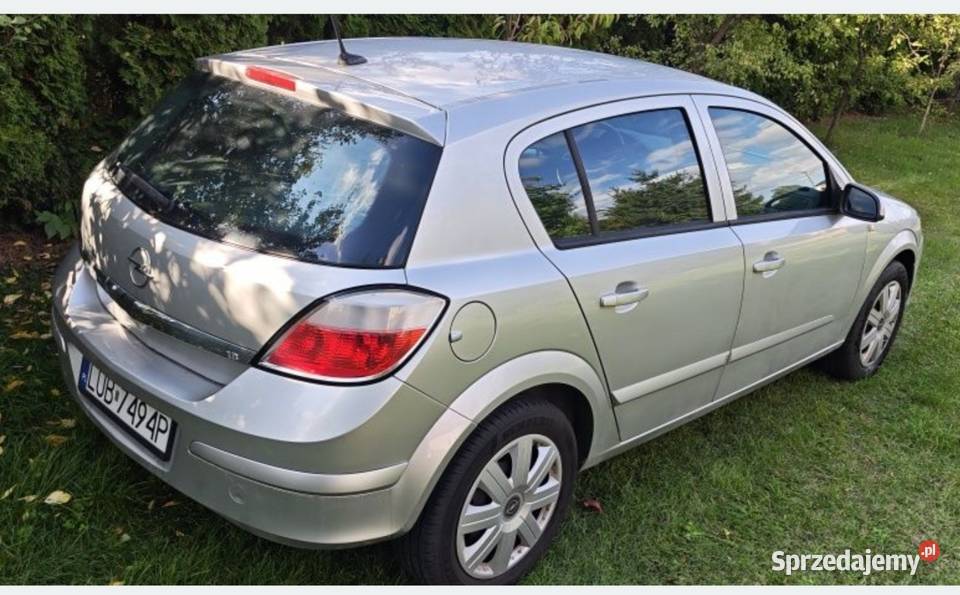 Opel Astra H 18b 4/5 Samochody osobowe