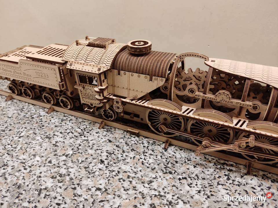 Lokomotywa z VEkspres Model do składania Głuchołazy