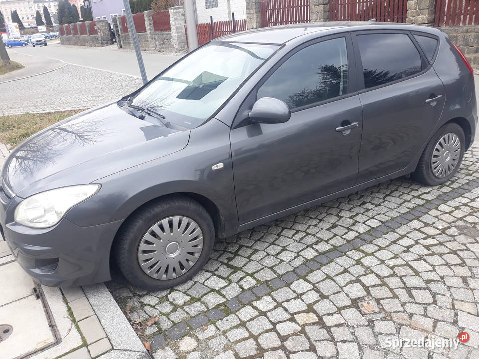 HYUNDAI I30 14 109 garażowany zadbany bogate Świebodzice