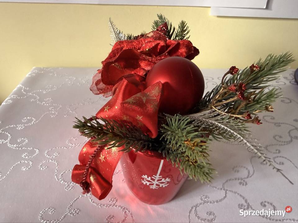 Stroik Bożonarodzeniowy Czerwony z Różami i