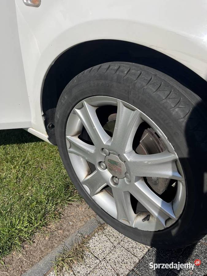 Seat Leon 2008r16 MPI z Gazem LPG prywatnego manualna Lubochnia
