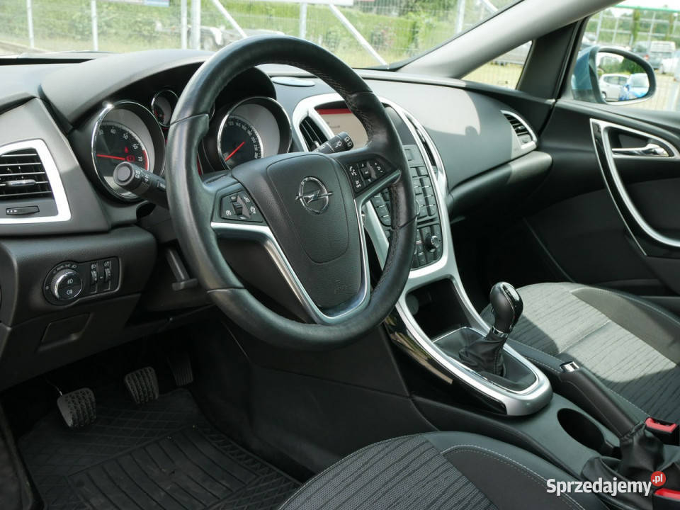 Opel Astra 14T 120 Eu5 Edition Grzana kierownica aluminiowe felgi śląskie Goczałkowice-Zdrój sprzedam