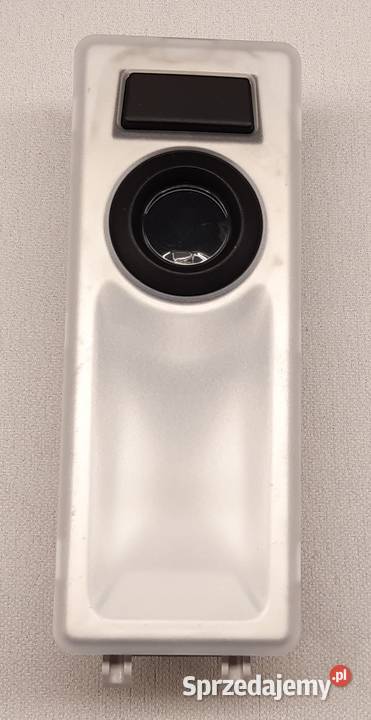 LAMPKA PODSUFITKI KABINY TYŁ BMW E90 E91 6950087 Mielęcin