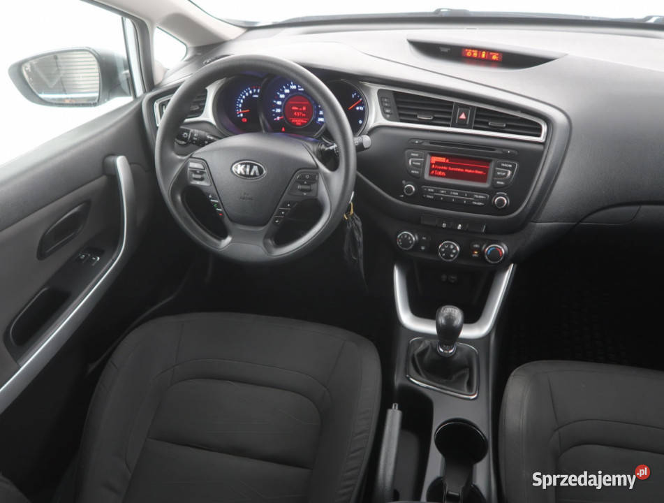 Kia Ceed 14 MPI wielofunkcyjna kierownica Bielany Wrocławskie