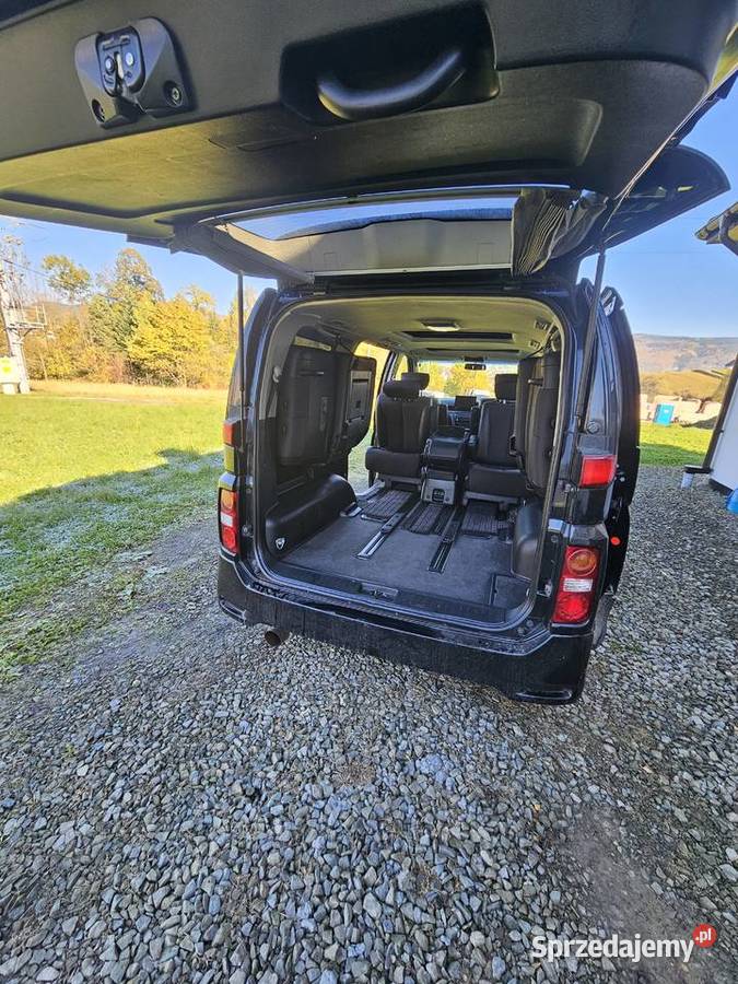 Nissan Elgrand E51 AWD 35 Benzyna z instrukcją małopolskie Męcina