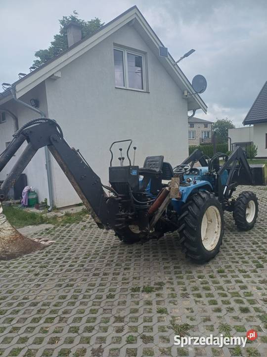 Trakto Benye 4x4 Tur Koparka