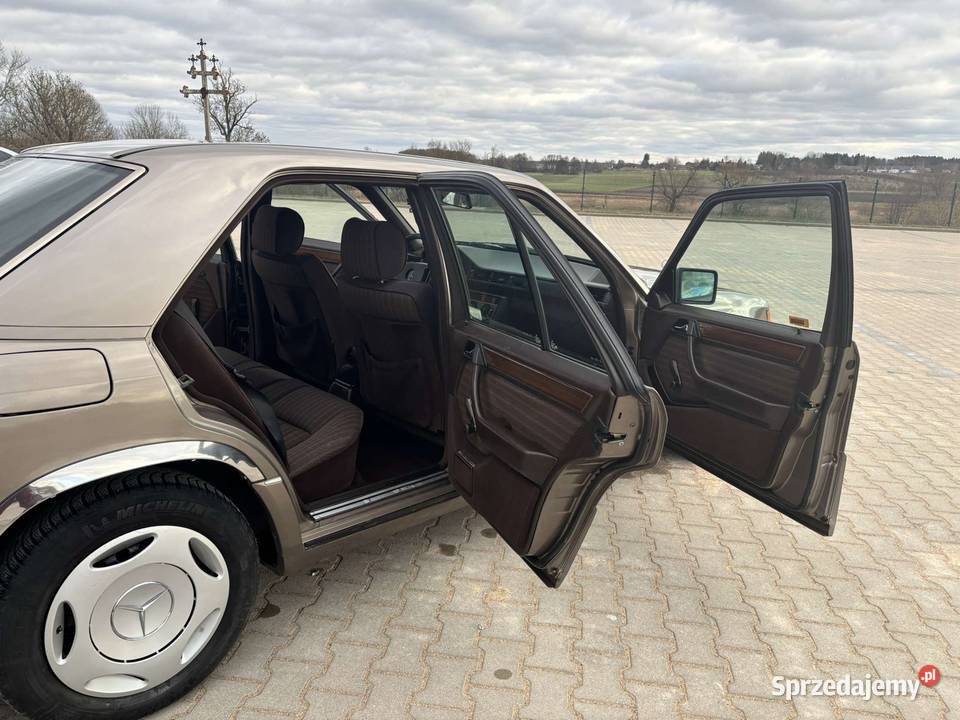 Mercedes w124 2 2000cm3 sprzedam