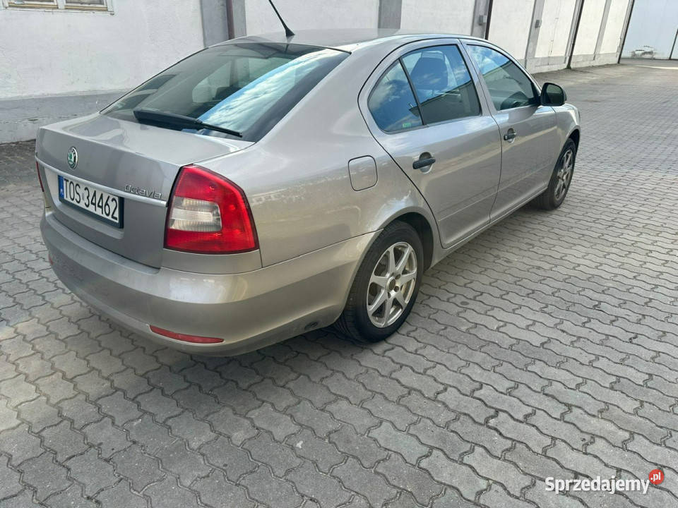 koda Octavia 16B gaz LPG Salon 102 Stan 2 KPL garażowany Ostrowiec Świętokrzyski