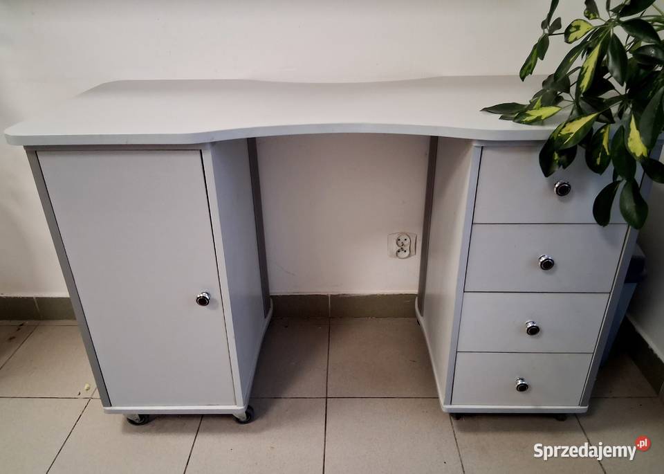 Sprzęt kosmetyczny i fryzjerski Wyposażenie salonów lubelskie Lublin