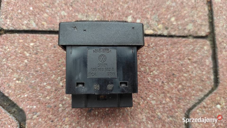 VW Polo III przełącznik grzania foteli Rok produkcji 1998