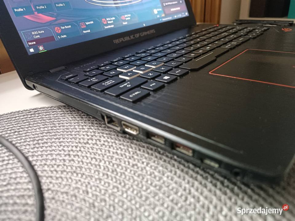 Gamingowy ASUS ROG GL553V i573008GB256 GB Asus sprzedam
