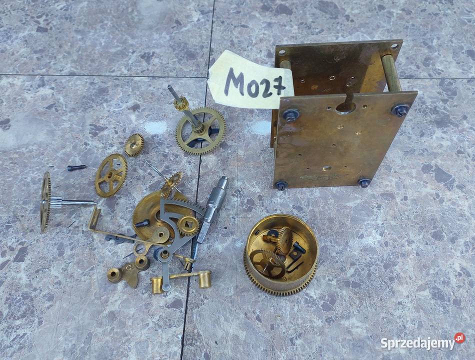 M027 Mechanizm starego zegara Kienzle chodzik w Tczew
