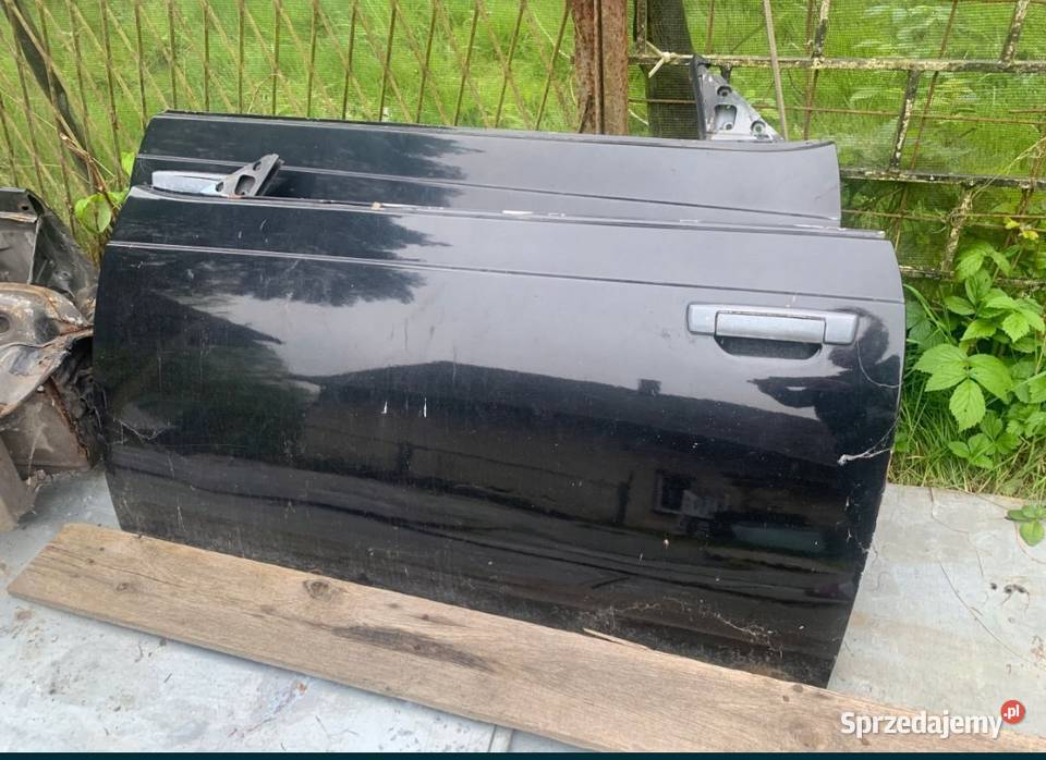 Drzwi prawe i lewe BMW 6 e24 wyprzesaż śląskie