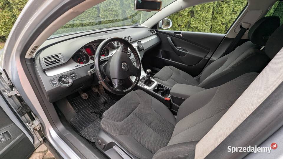 Volkswagen passat B6 kombi 20 TDI 140 stan diesel Rokietnica