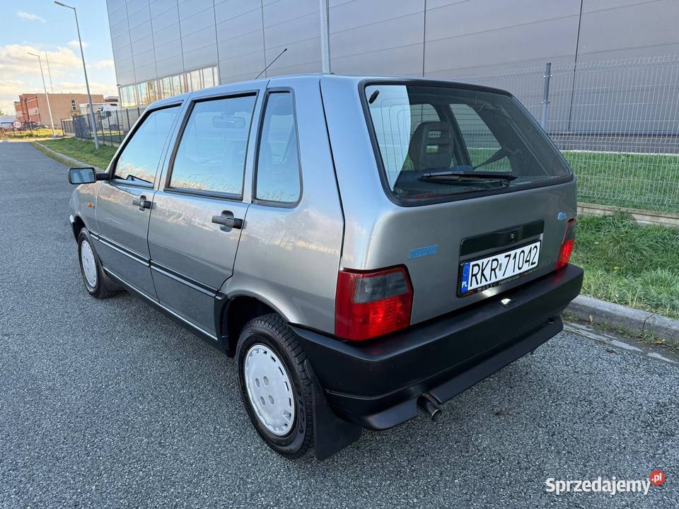 Fiat Uno 14 ieS 70 Doinwestowany Garażowany 1372cm3 podkarpackie Krosno