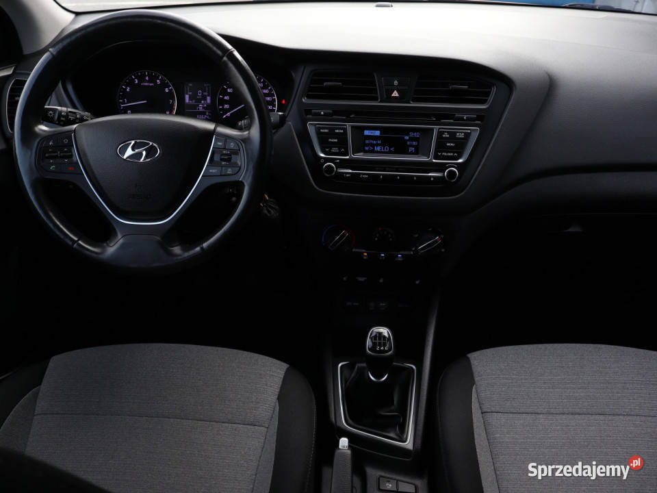 Hyundai i20 14 asystent pasa ruchu Bielany Wrocławskie