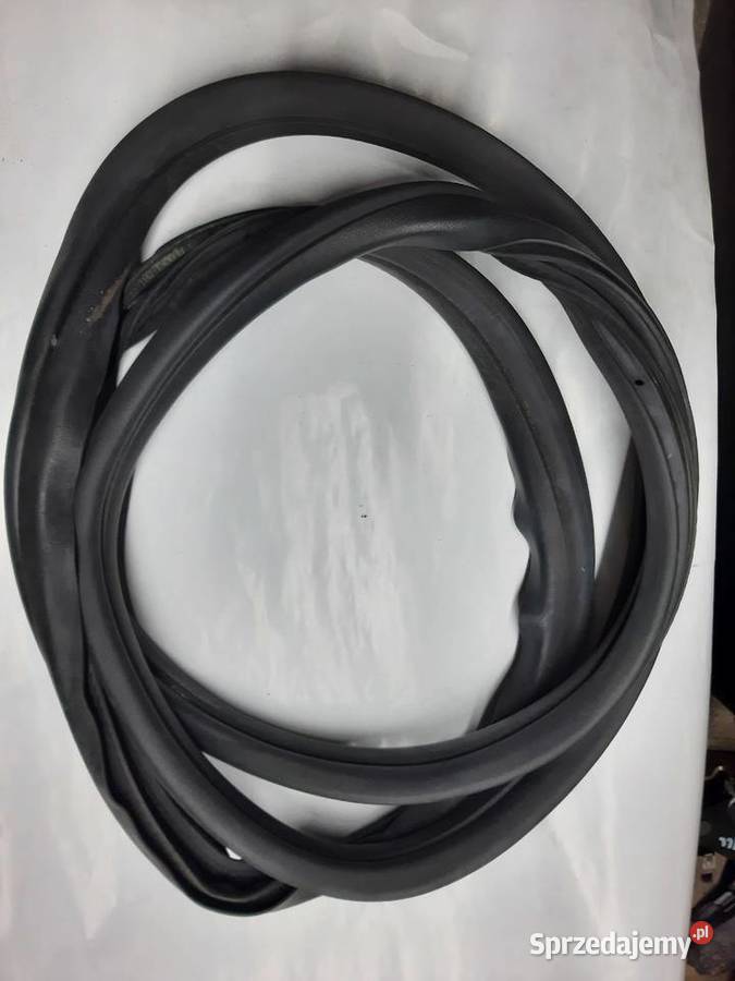 Fiat Bravo II uszczelka drzwi lewa tylna lewy Ksawerów