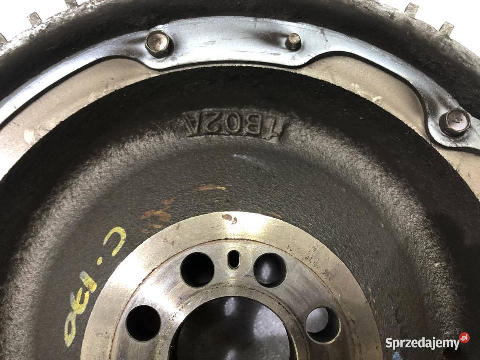 SPRZĘGŁO KOMPLETNE DOCISK NISSAN NAVARA D22 osobowe Części samochodowe