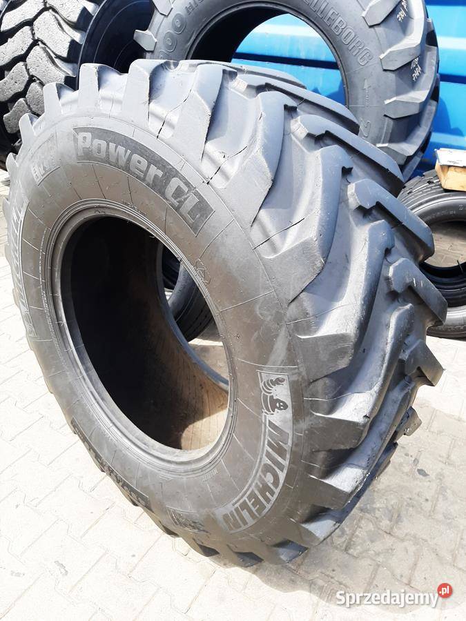 Opona używana rolnicza 2826 28R26 BKT TR390 1000 Zaścianki