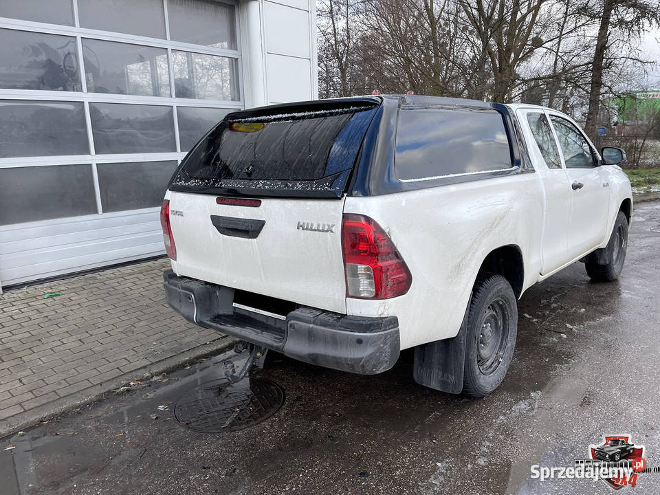 Zabudowa Toyota Hilux hardtop pickup Pasłęk