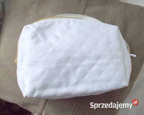 nowa kosmetyczka pakowna kosmetyczka biała Pozostałe zachodniopomorskie Szczecin sprzedam