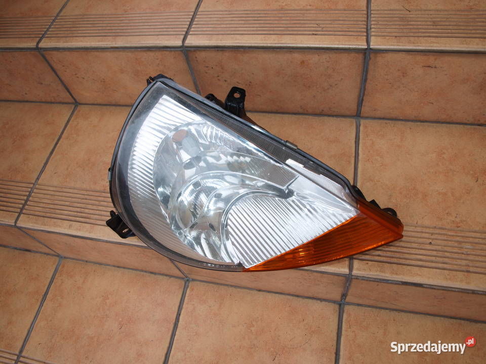 Ford Ka lampa prawa przód 1996 2008r europa Kalisz