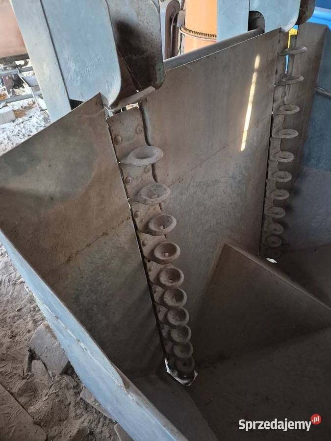 Sadzarka kubełkowa polska świętokrzyskie Strzeszkowice sprzedam