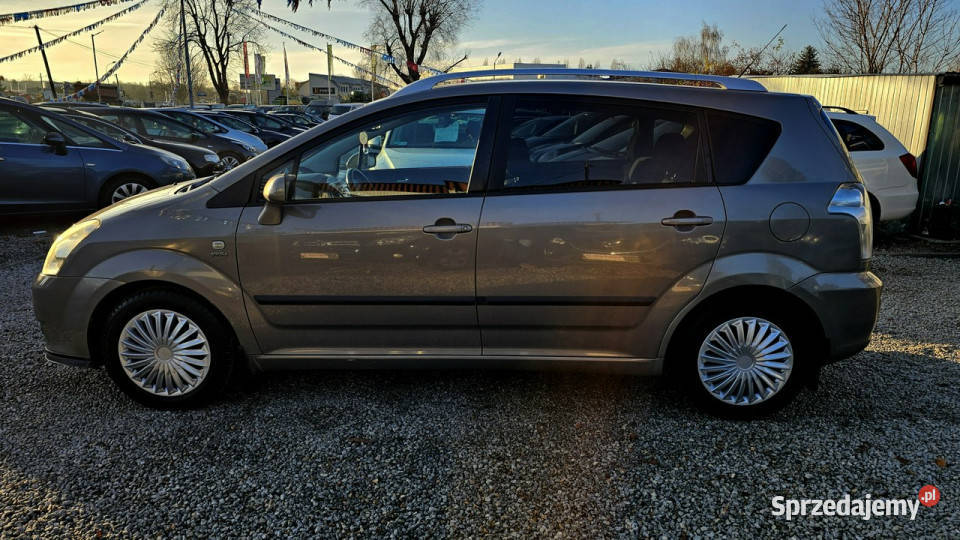 Toyota Corolla Verso 18 benzynalpg Zadbany 4/5 dolnośląskie Świdnica