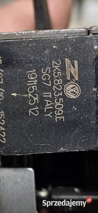 VW CADDY 2K5 ZAMEK MASKI 2K5823509 Międzychód