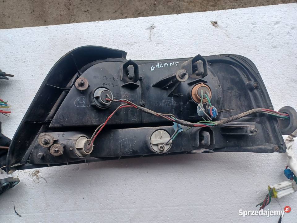 Lampa Tył Lewa Mitsubishi Galant VIII Sedan osobowe