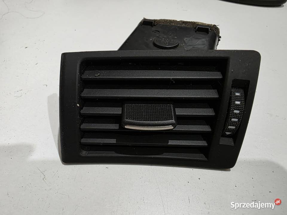 Kratka nawiewu lewa Audi a4b6 8E0820901F sprzedam