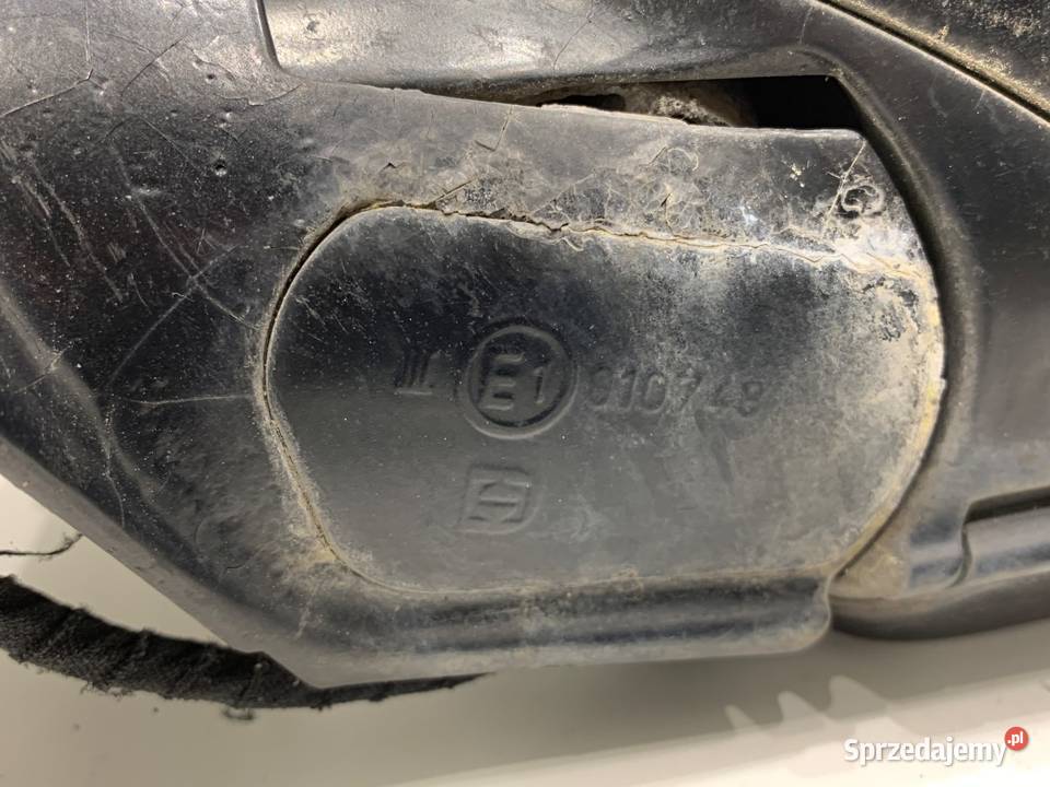 LUSTERKO LEWY BMW E64 Kabriolet 0410 CZARNY