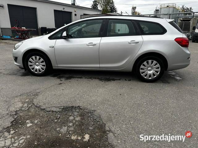 Opel Astra J 2015r 16 Diesel 110 manualna Łękawica