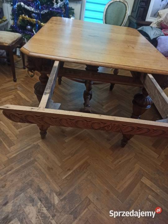 Stary dębowy stół