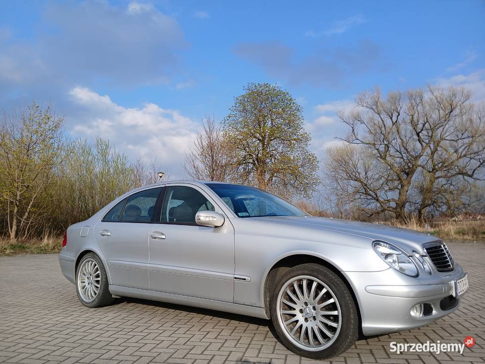 Mercedes W 211 E240 poj26 V6 LPG Bielawa sprzedam