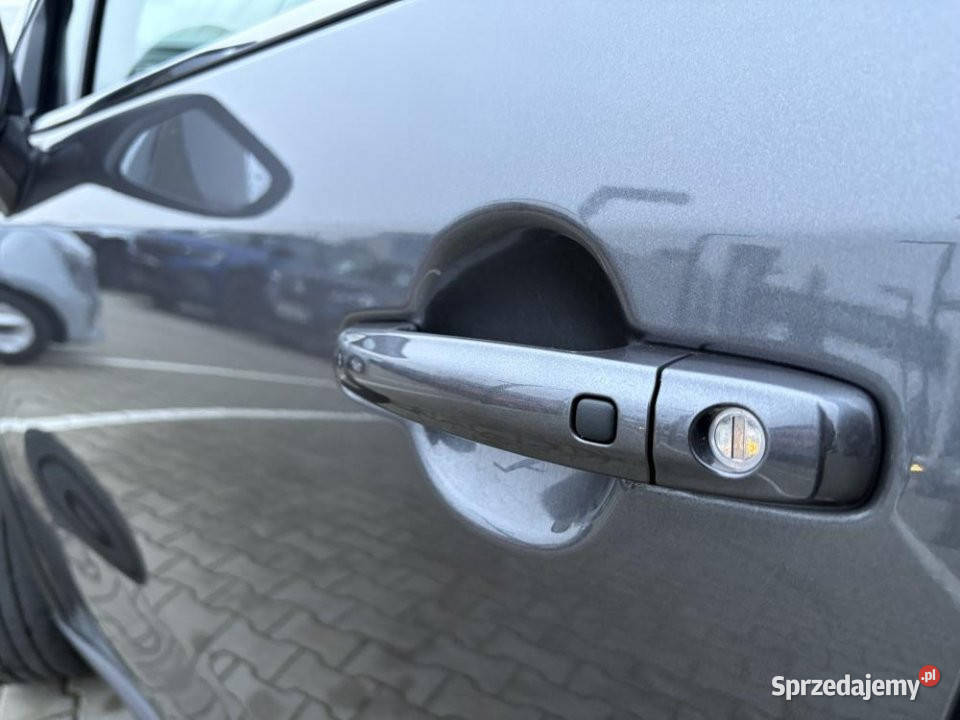 SUZUKI SX4 SCross 2023r Salon Niski przebieg nieuszkodzony SX4 S-Cross Warszawa