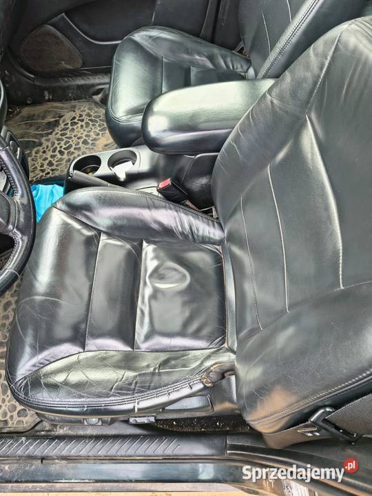 Maverick 30 automat LPG hak Rok produkcji 2003