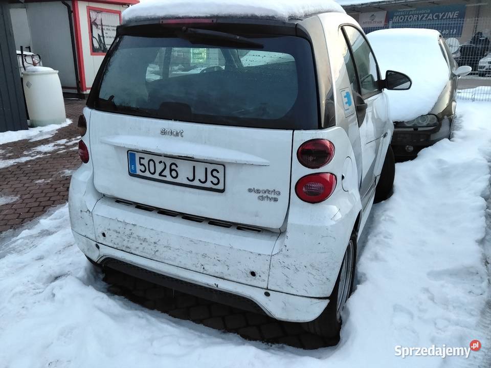 Smart fortwo elektryk zderzak tylny Rok produkcji 2015 Piekoszów