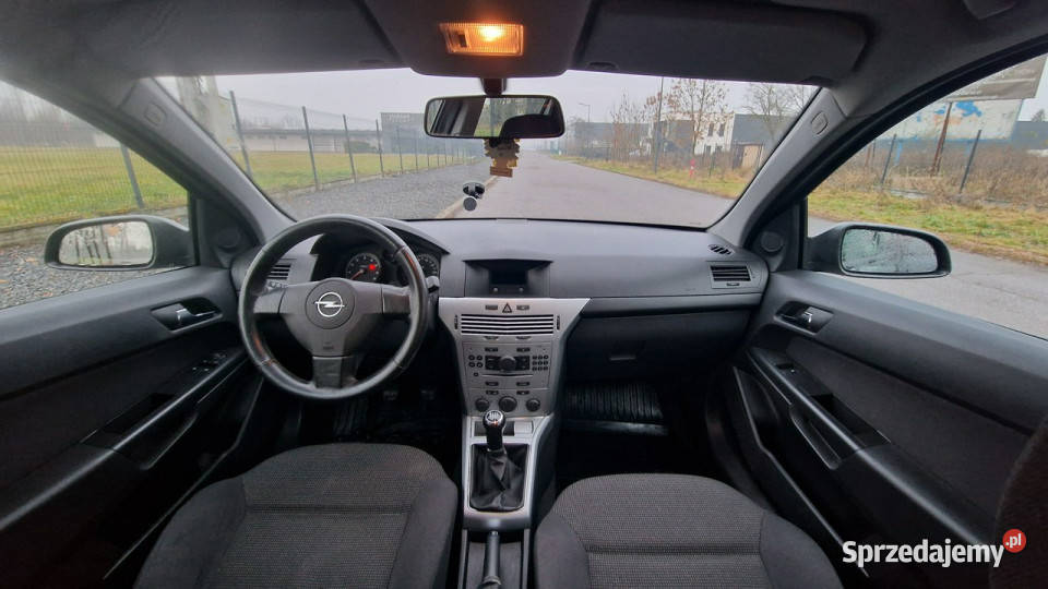 Opel Astra H 16PB 2009r Kombi Klima Ładna łódzkie sprzedam