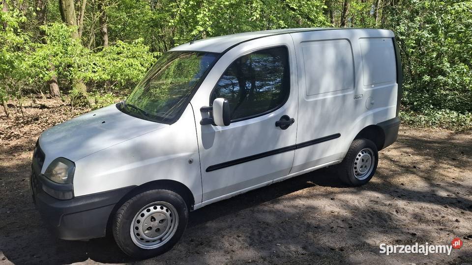 Fiat doblo cargo 19jtd z 2004 r 1910cm3 sprzedam