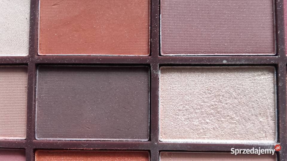 SŁONECZNA CZEKOLADOWA PALETA CIENI DO POWIEK Piła