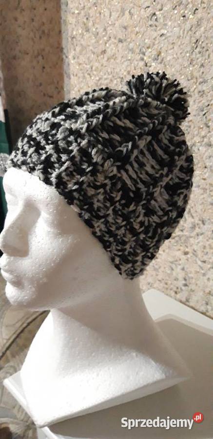 Kolorowe czapki Zamość